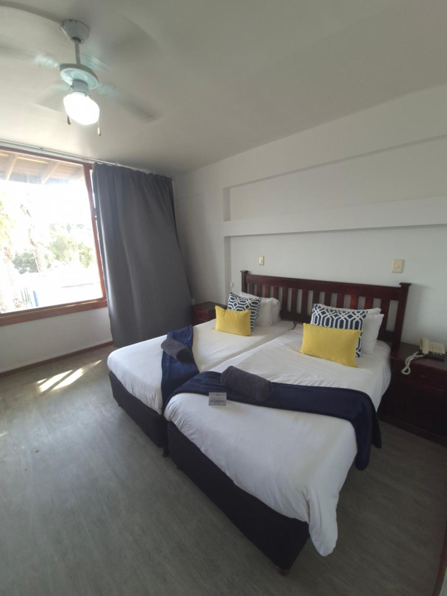 Hoedjiesbaai Hotel Saldanha Bay Kültér fotó
